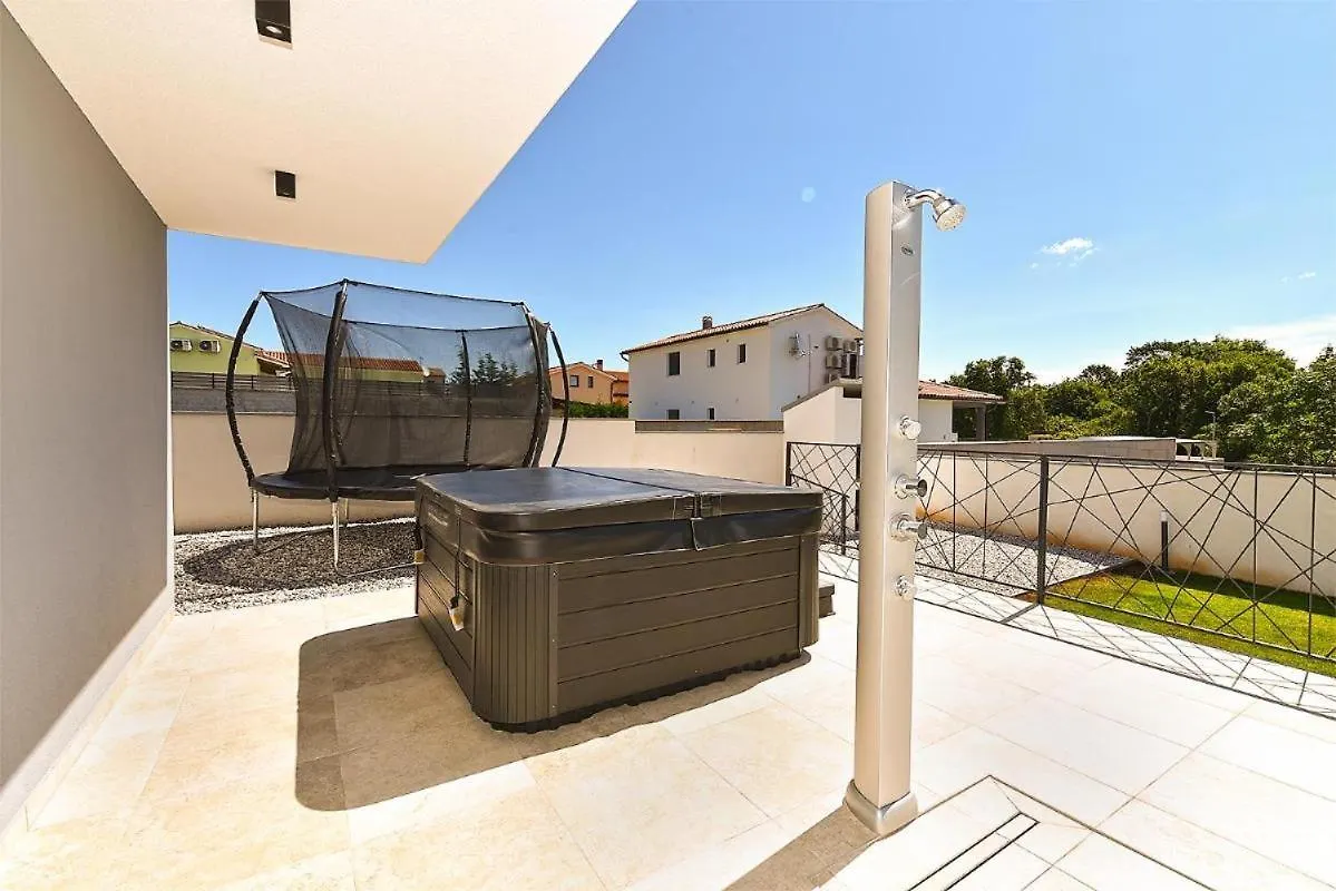 Spacious Villa With Pool And Garden In Stokovci 0*,  Croatia